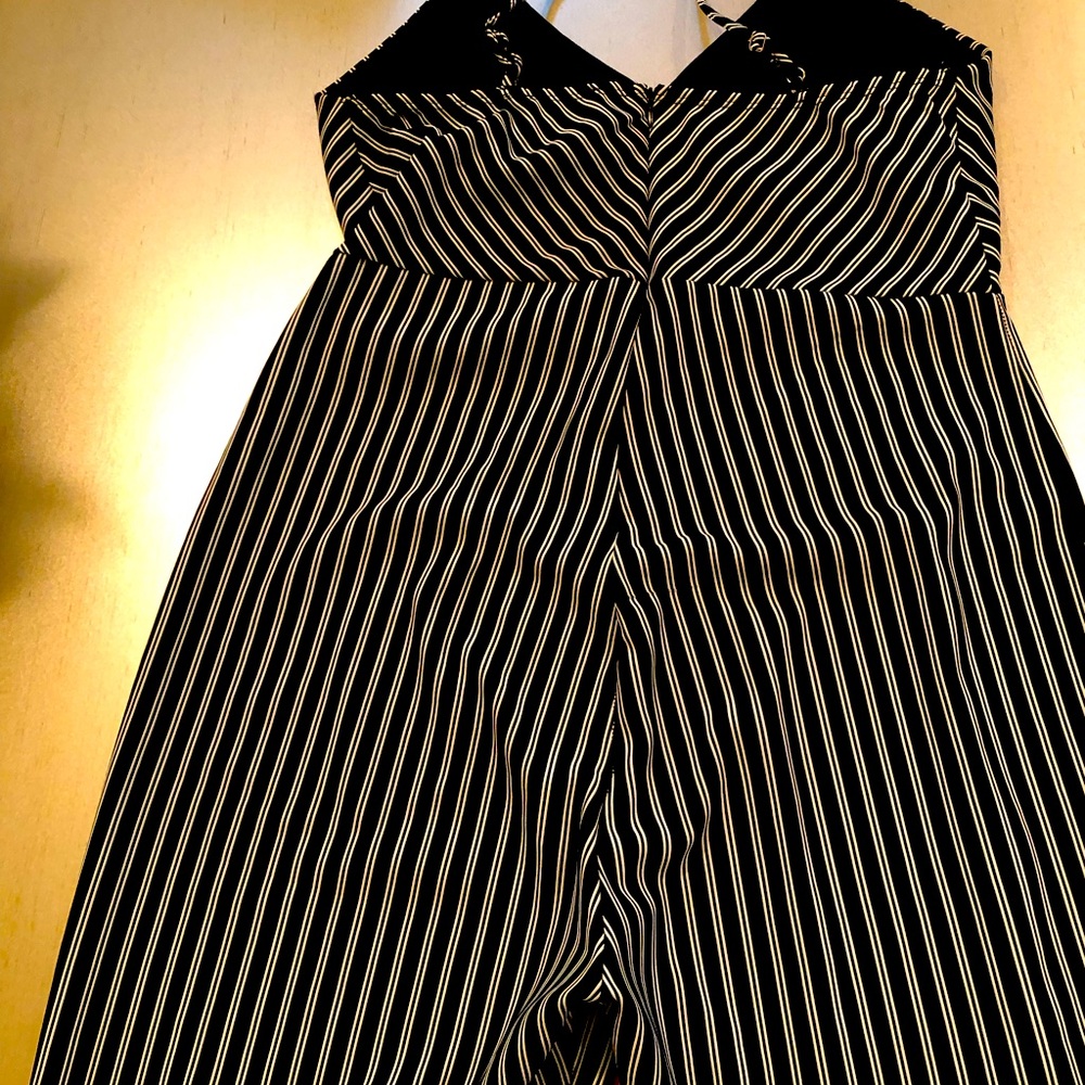 1Xlarge, black and white pinstripe jumpsuit Brand TRAC